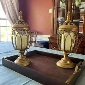 Elegant Gold Lantern Set